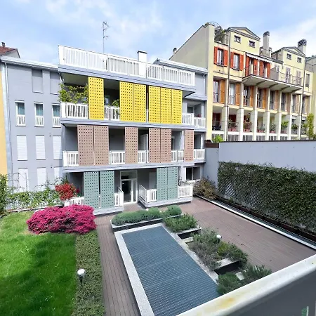 The Boutique Houses - Uptown Apartamento